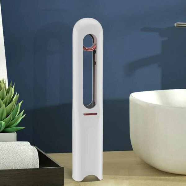 Mini Mop with Self-Squeezing Mechanism